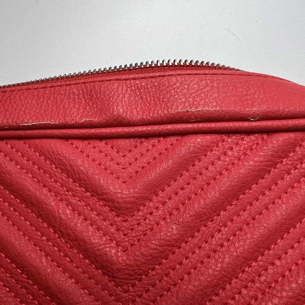 BCBGENERATION Red Quilted Silver Chain Shoulder Bag Purse DAMAGED